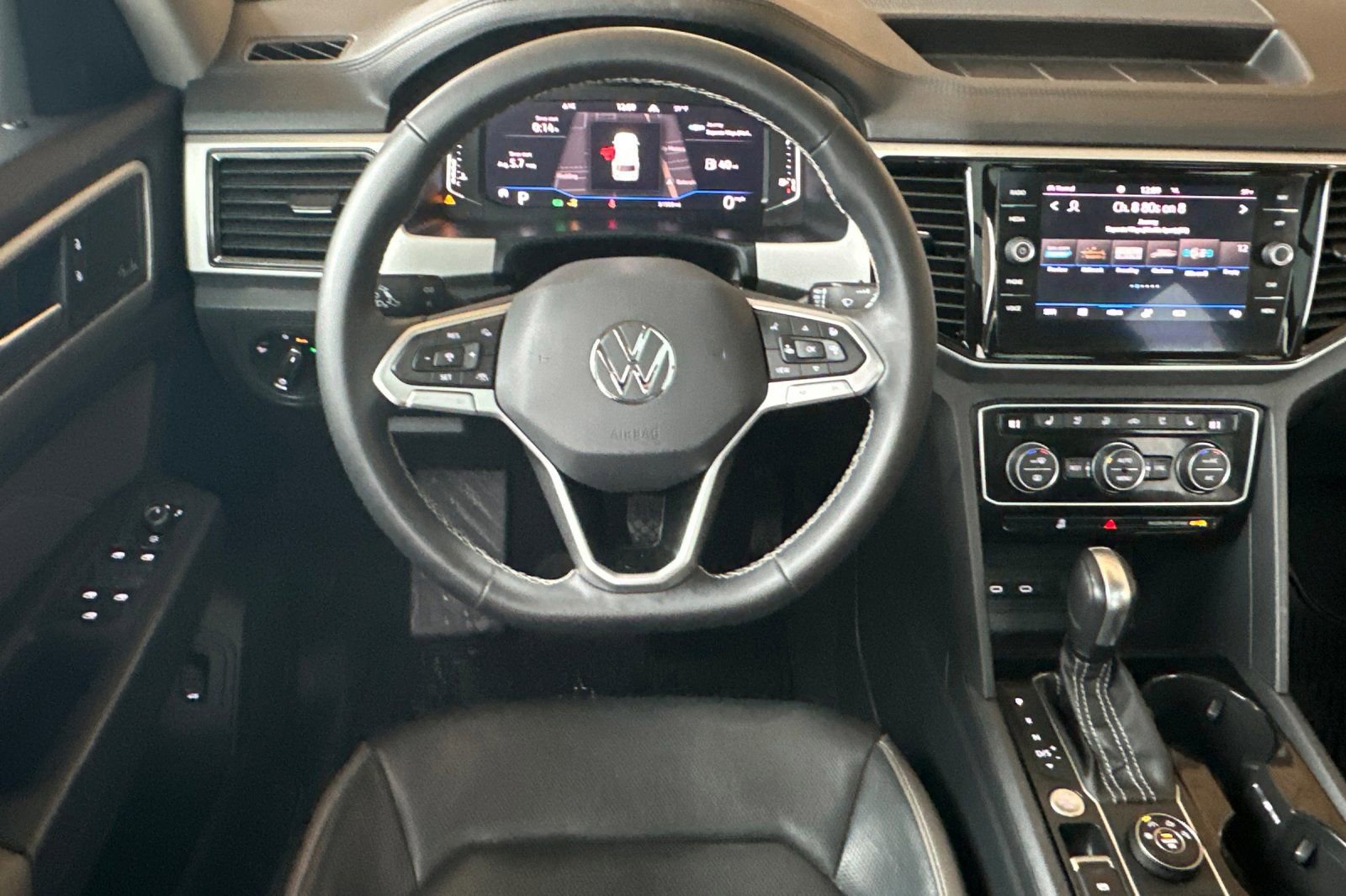 Used 2021 Volkswagen Atlas SEL Premium image 15