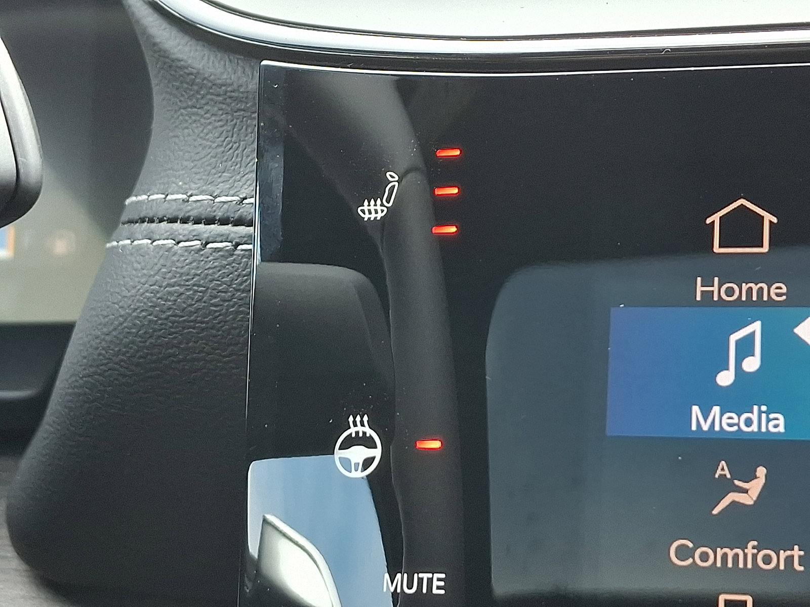 New 2026 Jeep Grand Cherokee Altitude AWD/4WD image 15