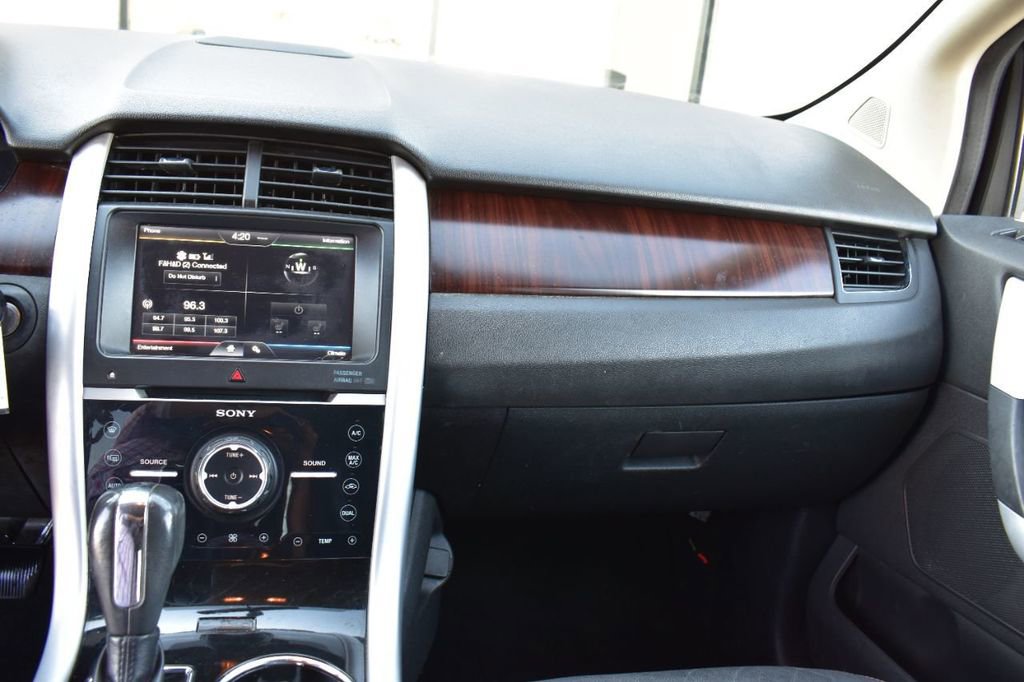 Used 2011 Ford Edge Limited AWD/4WD image 23