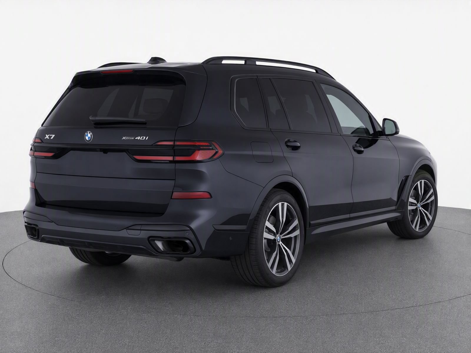 Used 2024 BMW X7 xDrive40i w/ Executive Package AWD/4WD image 8