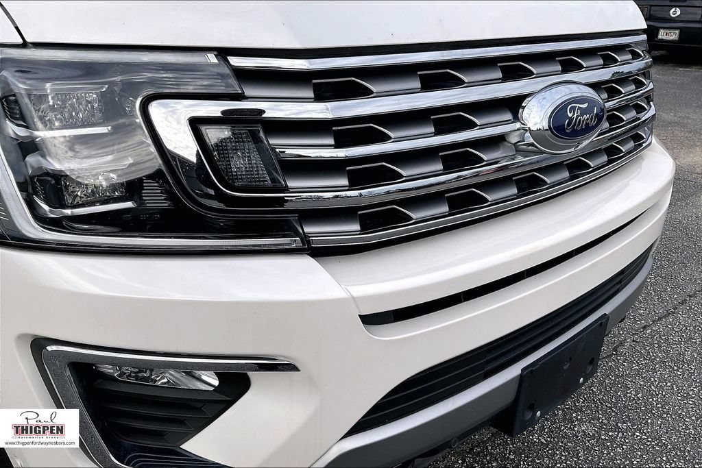 Used 2019 Ford Expedition Limited w/ Equipment Group 302A AWD/4WD image 26
