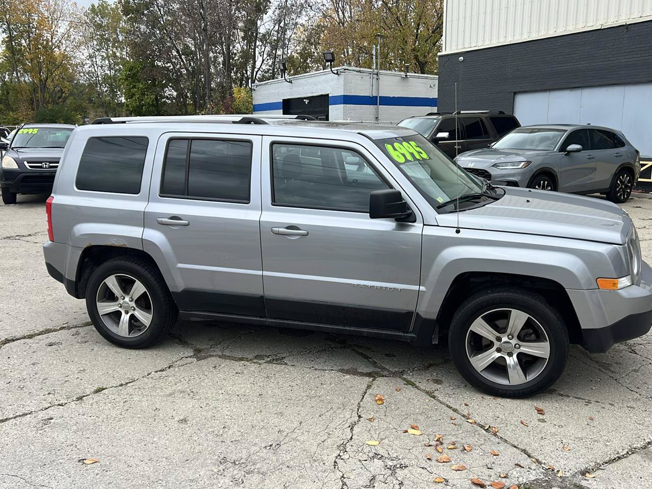 Used 2017 Jeep Patriot High Altitude FWD image 4