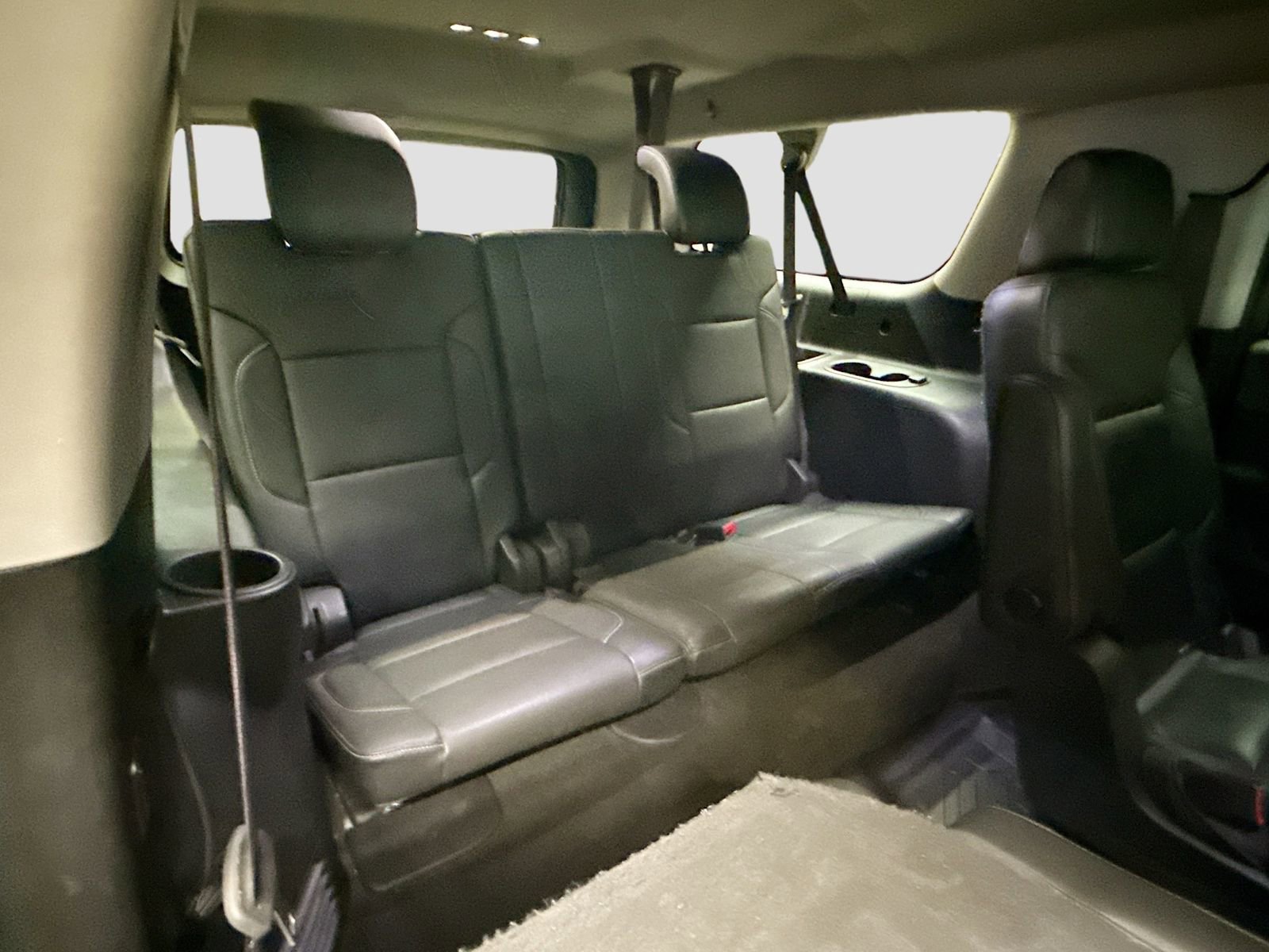Used 2017 Chevrolet Suburban Premier image 32