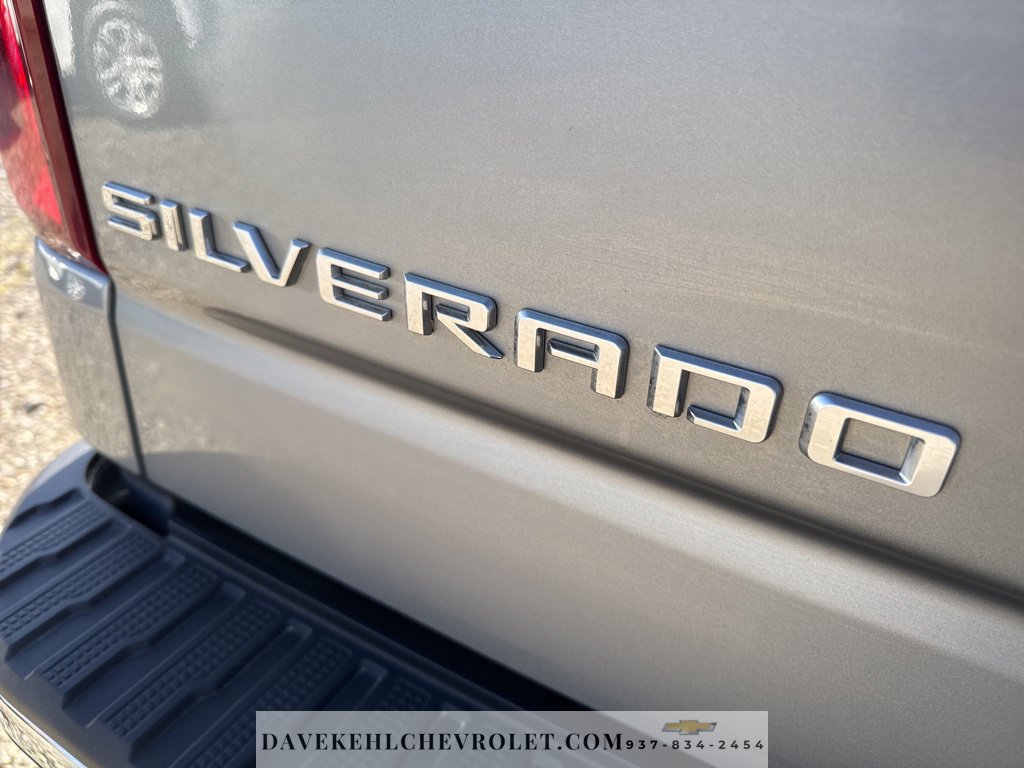 Certified 2025 Chevrolet Silverado 1500 LTZ AWD/4WD image 40
