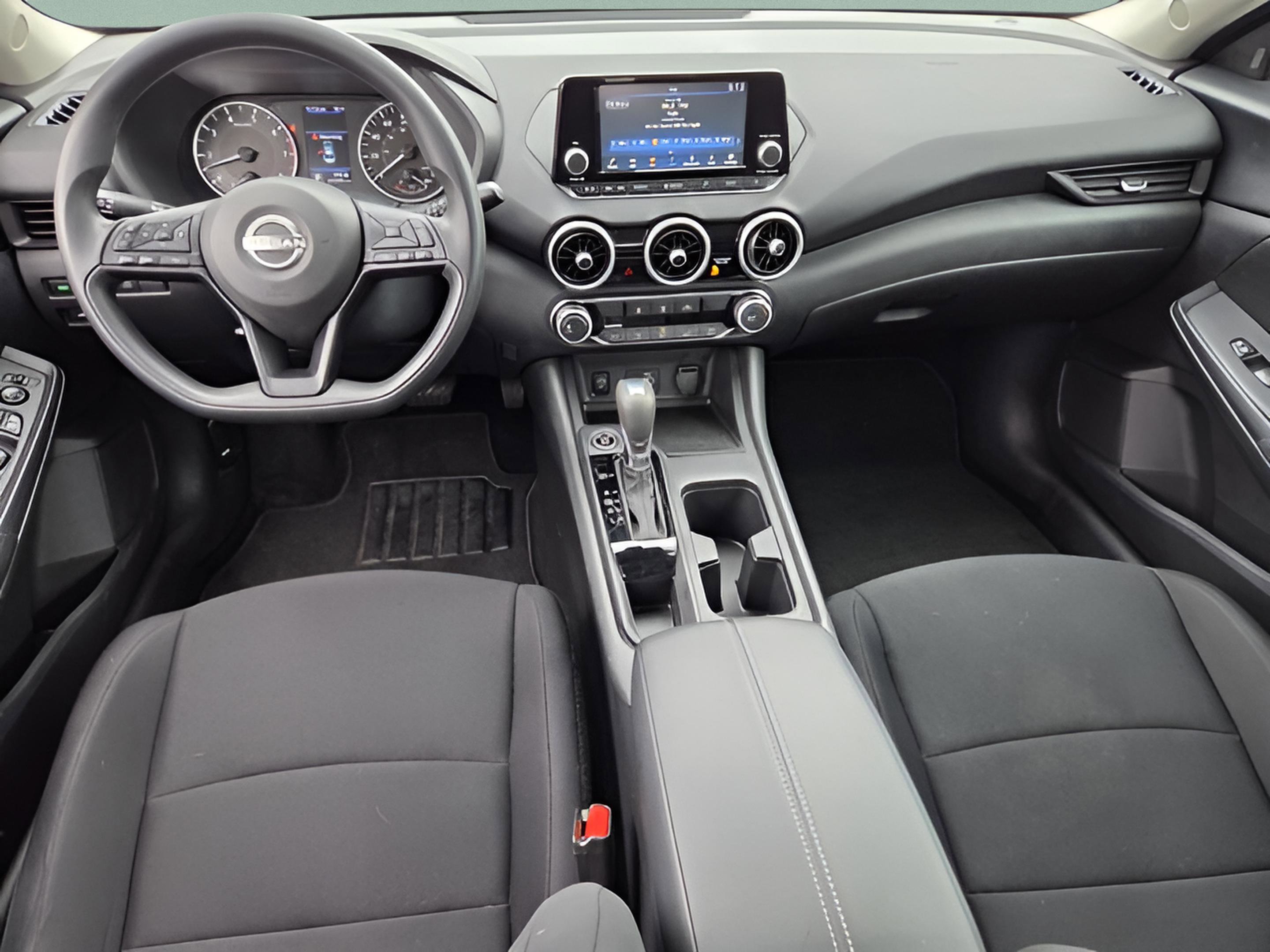 Used 2024 Nissan Sentra S image 9