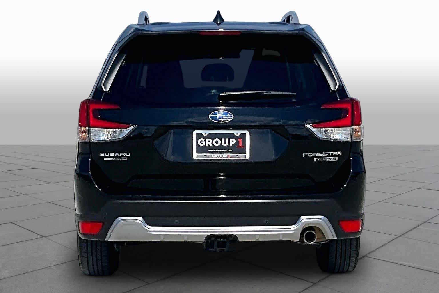 Used 2023 Subaru Forester Touring AWD/4WD image 4