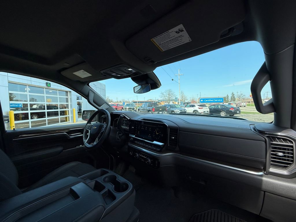 Certified 2024 Chevrolet Silverado 1500 LT image 29