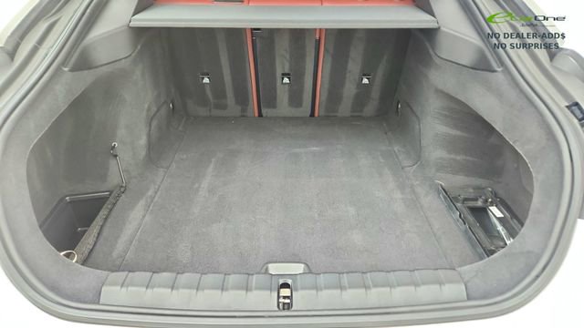 Used 2023 BMW i4 eDrive35 RWD image 15