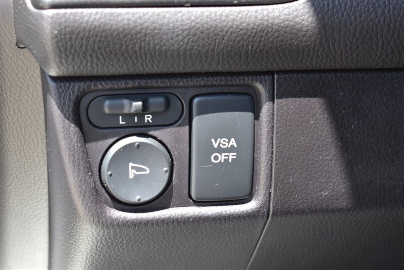 Used 2010 Acura RDX SH-AWD w/ Technology Package image 17