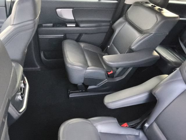 Used 2025 Ford Expedition Active RWD image 23