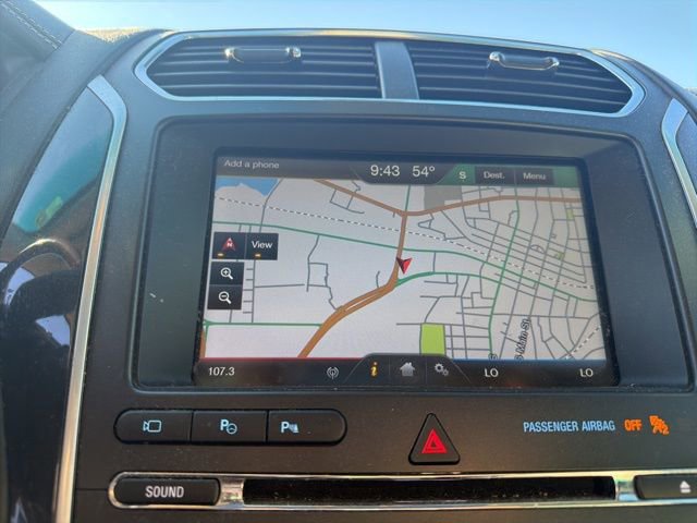 Used 2016 Ford Explorer Platinum image 21