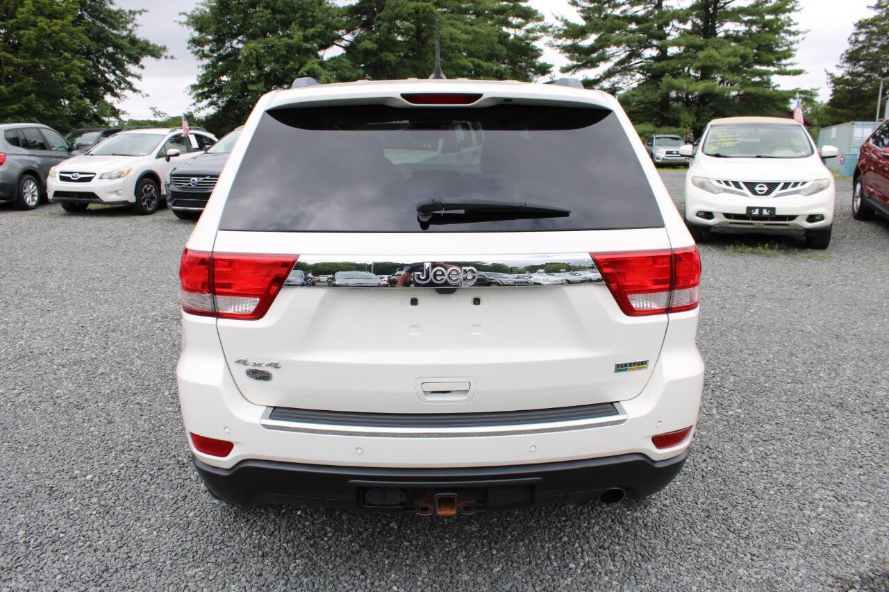 Used 2012 Jeep Grand Cherokee Overland AWD/4WD image 8