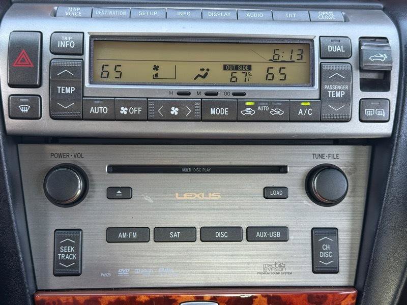 Used 2010 Lexus SC 430 Convertible image 31