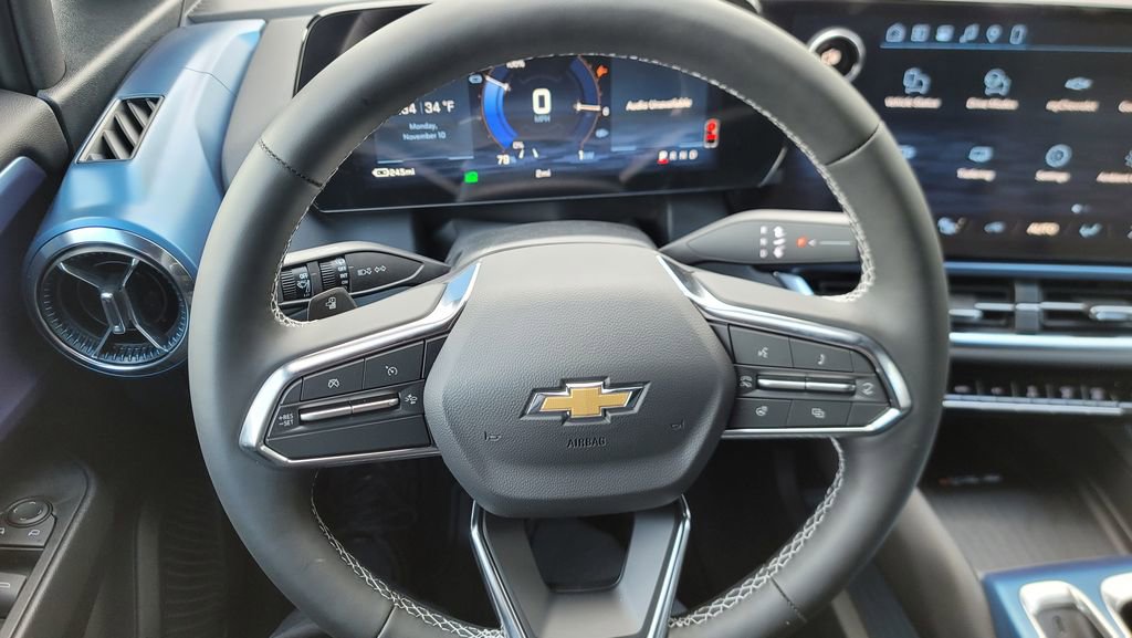 New 2026 Chevrolet Equinox EV LT image 20