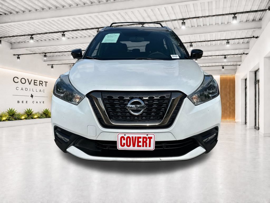 Used 2019 Nissan Kicks SR w/ Exterior Package FWD image 3