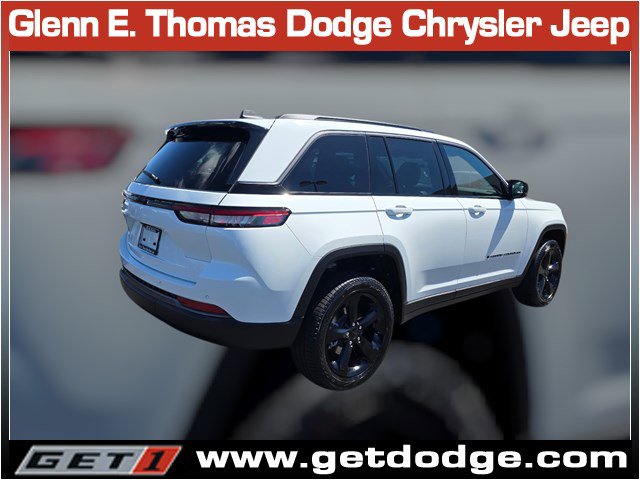 New 2026 Jeep Grand Cherokee Limited RWD image 6