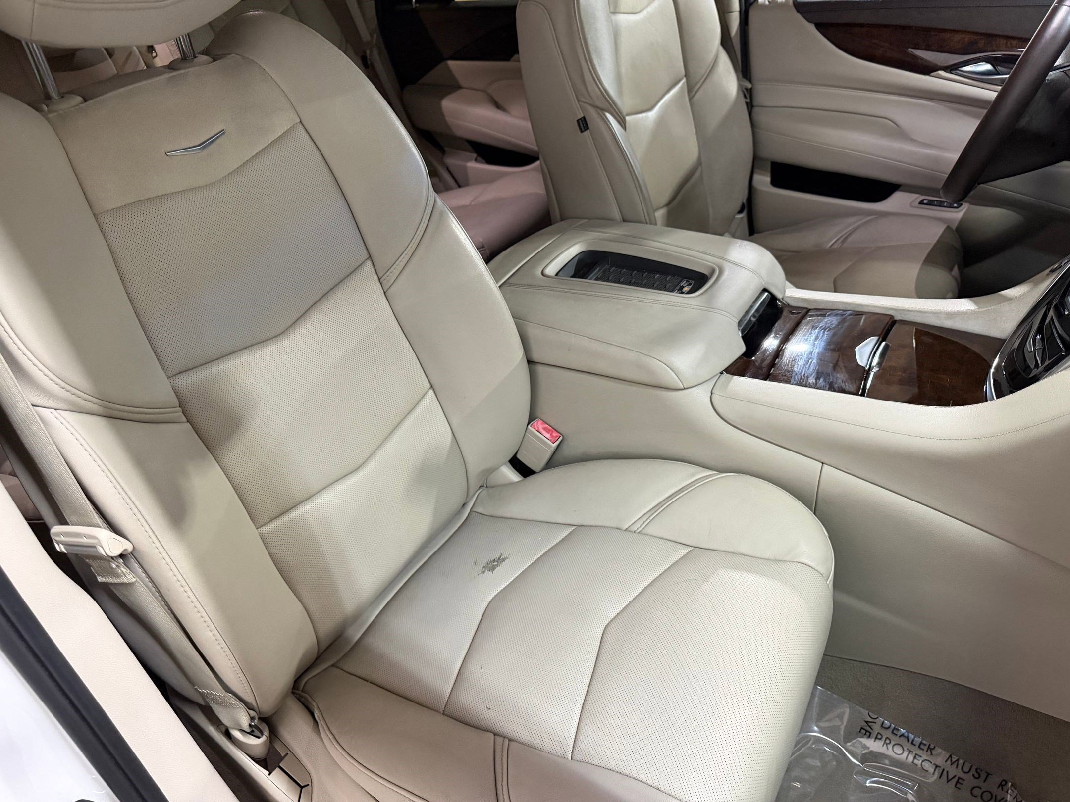 Used 2017 Cadillac Escalade Premium Luxury RWD image 51