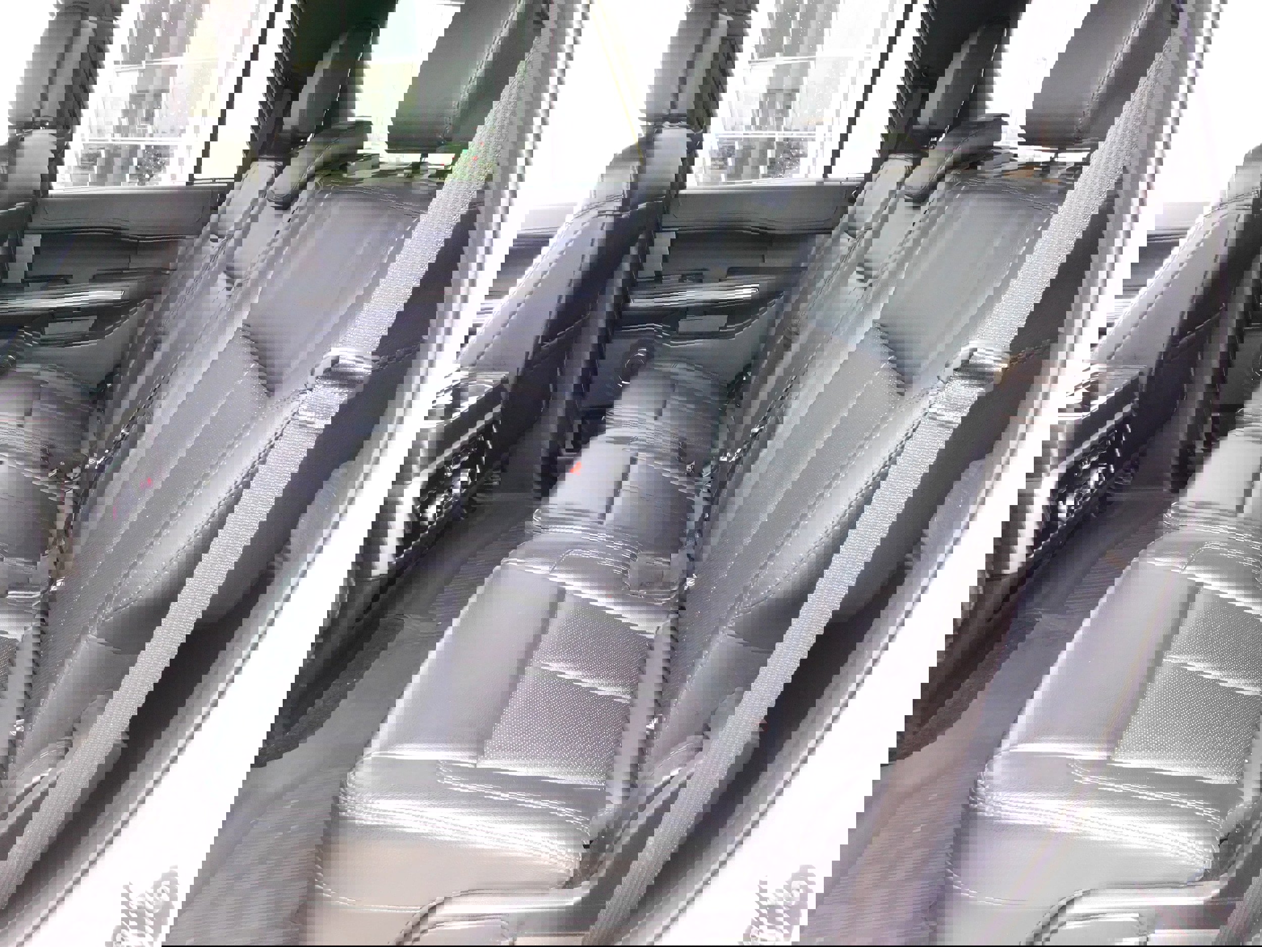 Used 2019 Ford Expedition XLT w/ Equipment Group 201A image 11