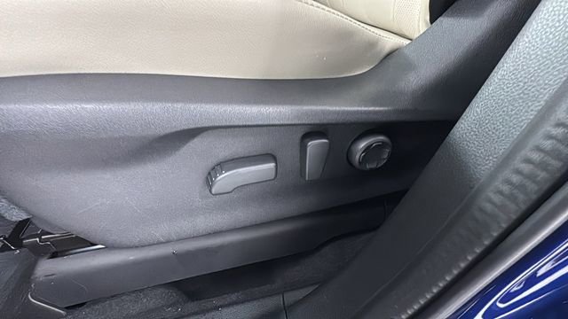 New 2026 Subaru Ascent Limited image 11