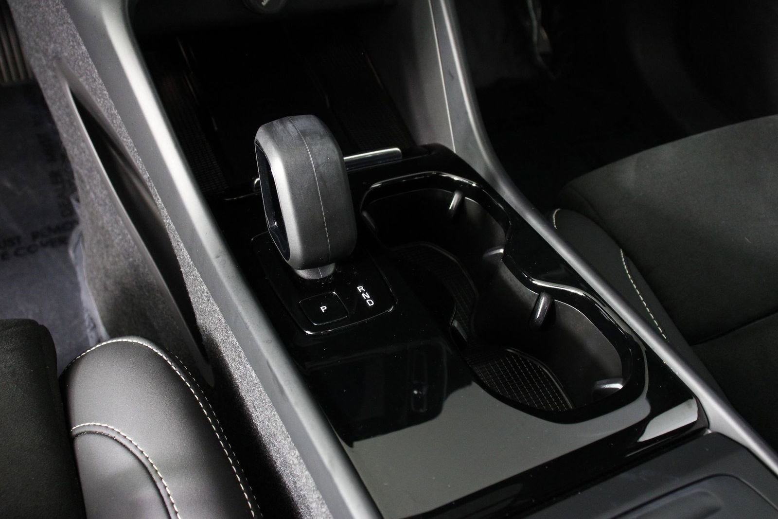 Certified 2023 Volvo XC40 Recharge Ultimate AWD/4WD image 15