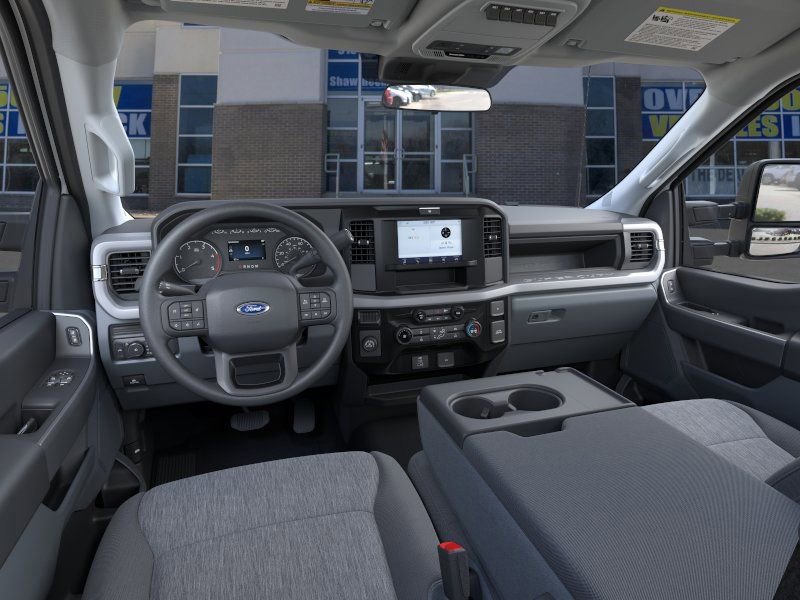 New 2026 Ford F350 XL w/ XL Chrome Package image 9