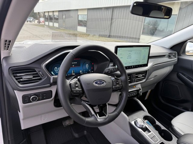 New 2026 Ford Escape Platinum w/ Premium Technology Package AWD/4WD image 9
