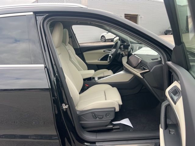 New 2025 Audi Q5 Prestige image 36