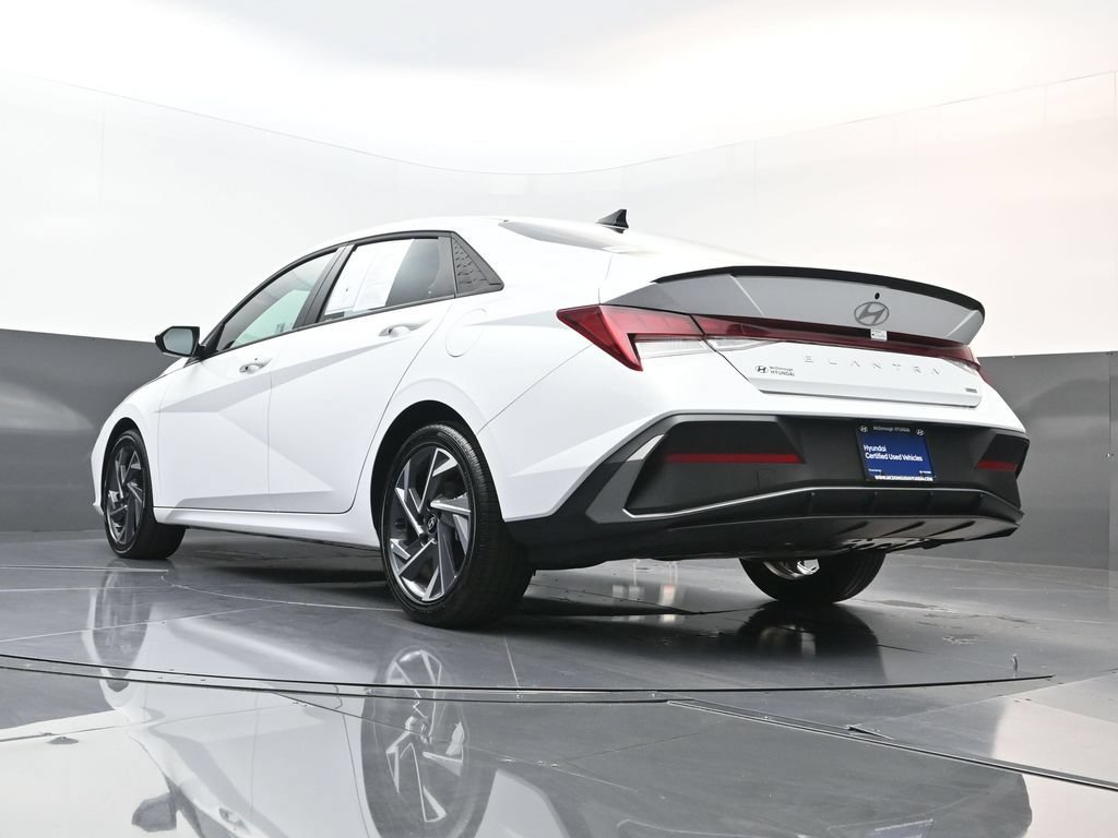 Certified 2025 Hyundai Elantra SEL FWD image 25