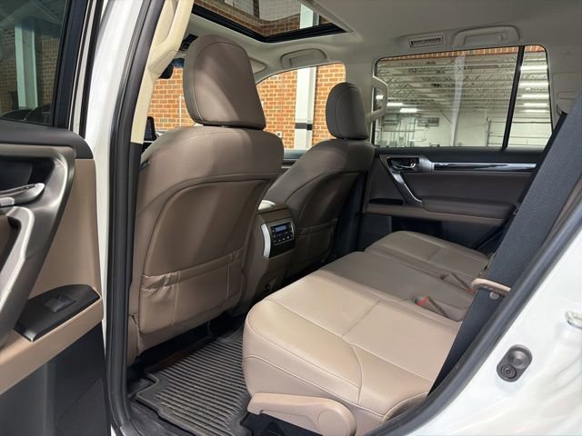 Certified 2023 Lexus GX 460 Premium w/ Premium Package AWD/4WD image 29