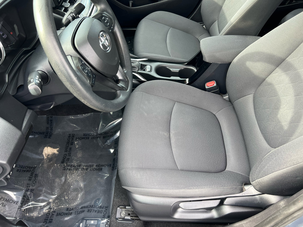 Used 2022 Toyota Corolla LE image 30