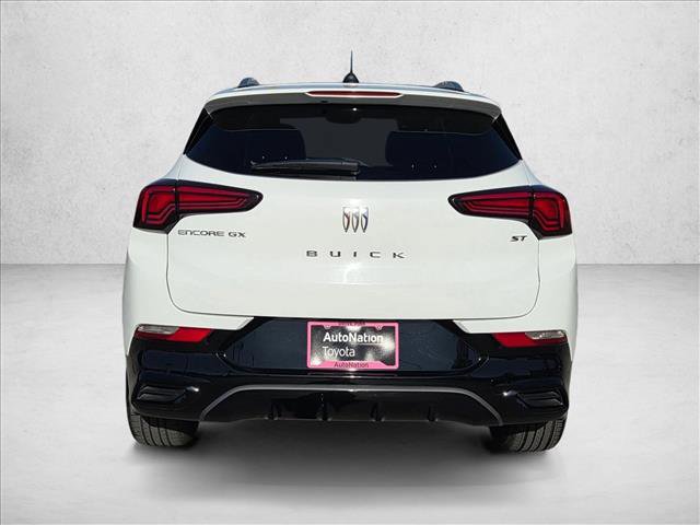 Used 2024 Buick Encore GX Sport Touring image 7