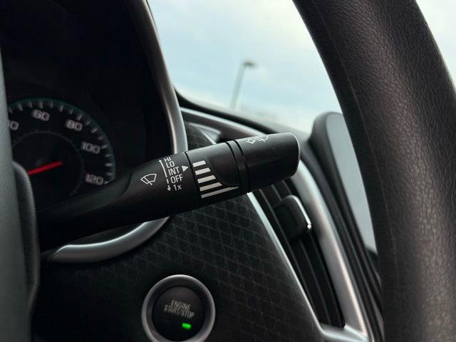 Used 2025 Chevrolet Malibu LS image 11