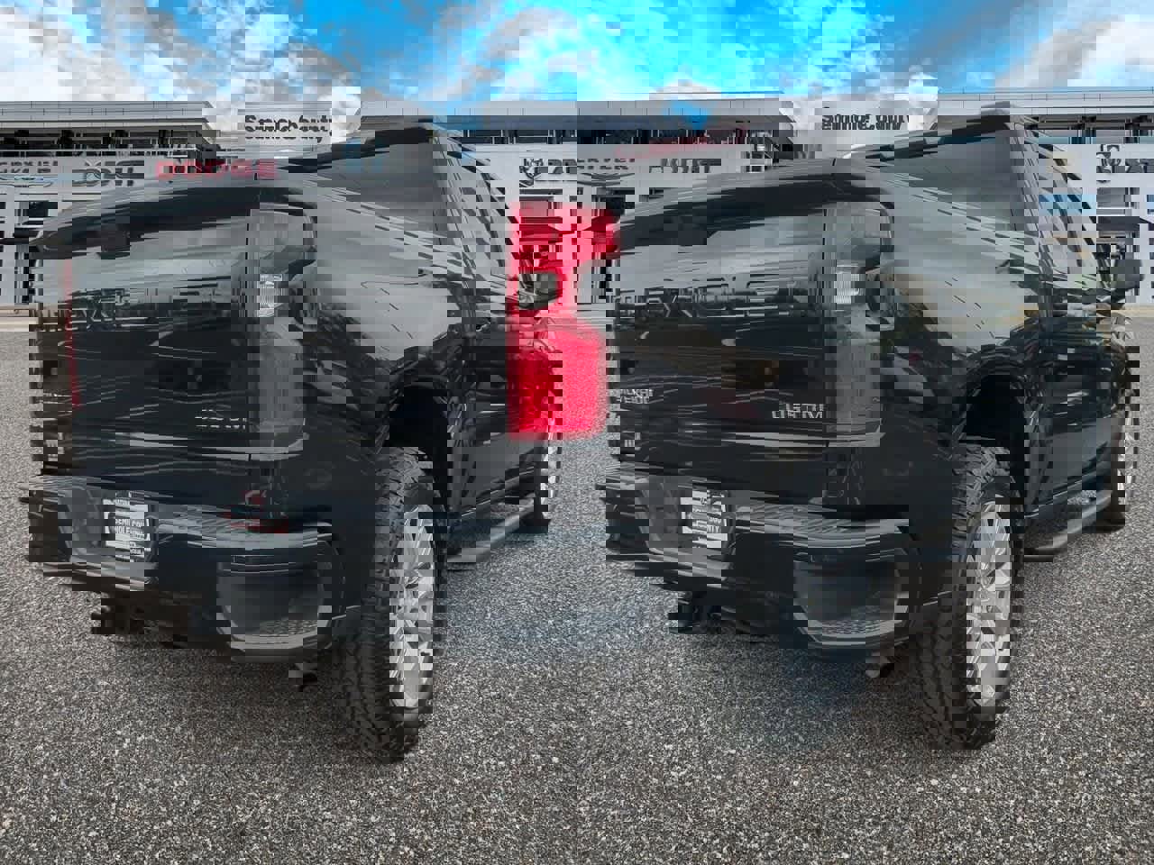 Used 2022 Chevrolet Silverado 1500 Custom image 8