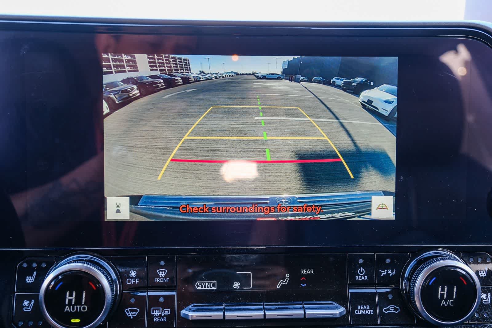 Used 2023 Toyota Highlander Limited FWD image 28