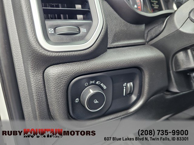Used 2022 RAM 3500 Big Horn AWD/4WD image 21