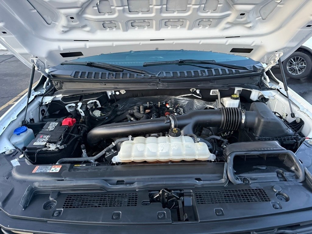 Used 2024 Ford Expedition Max XLT image 25