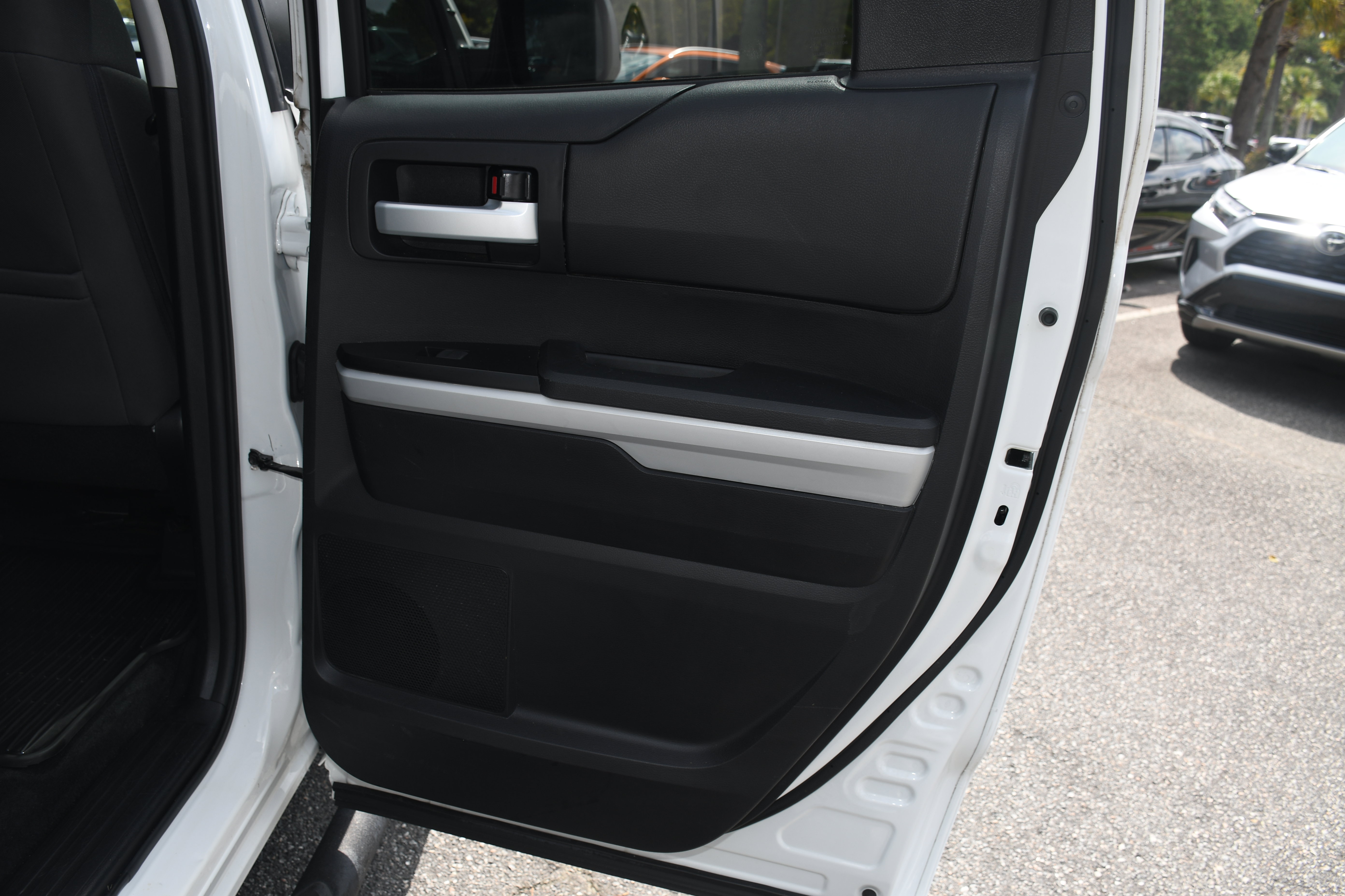Used 2021 Toyota Tundra SR5 RWD image 18