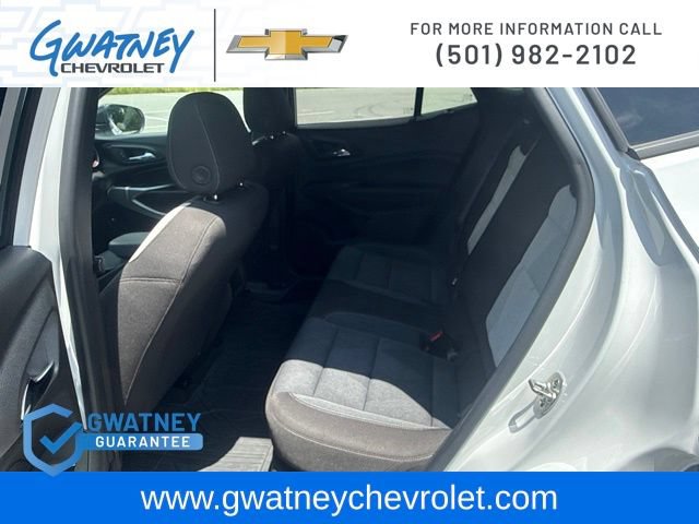 Used 2025 Chevrolet Trax RS w/ Driver Confidence Package FWD image 22