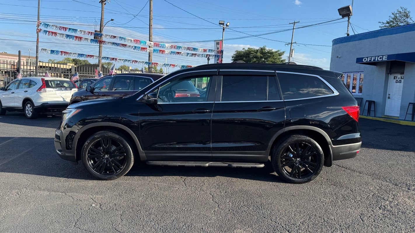 Used 2021 Honda Pilot Special Edition image 2