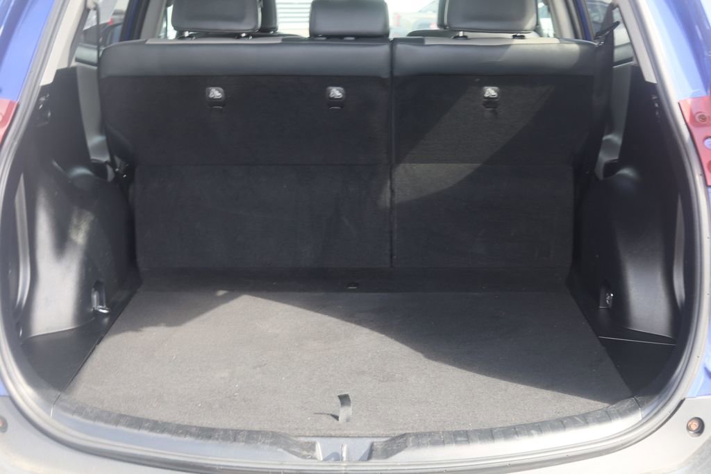 Used 2015 Toyota RAV4 Limited image 23