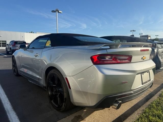 Used 2017 Chevrolet Camaro SS RWD image 4