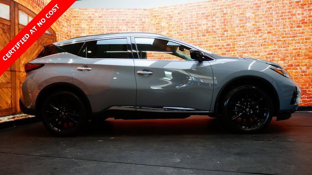 Used 2024 Nissan Murano SV w/ SV Midnight Edition Package image 8