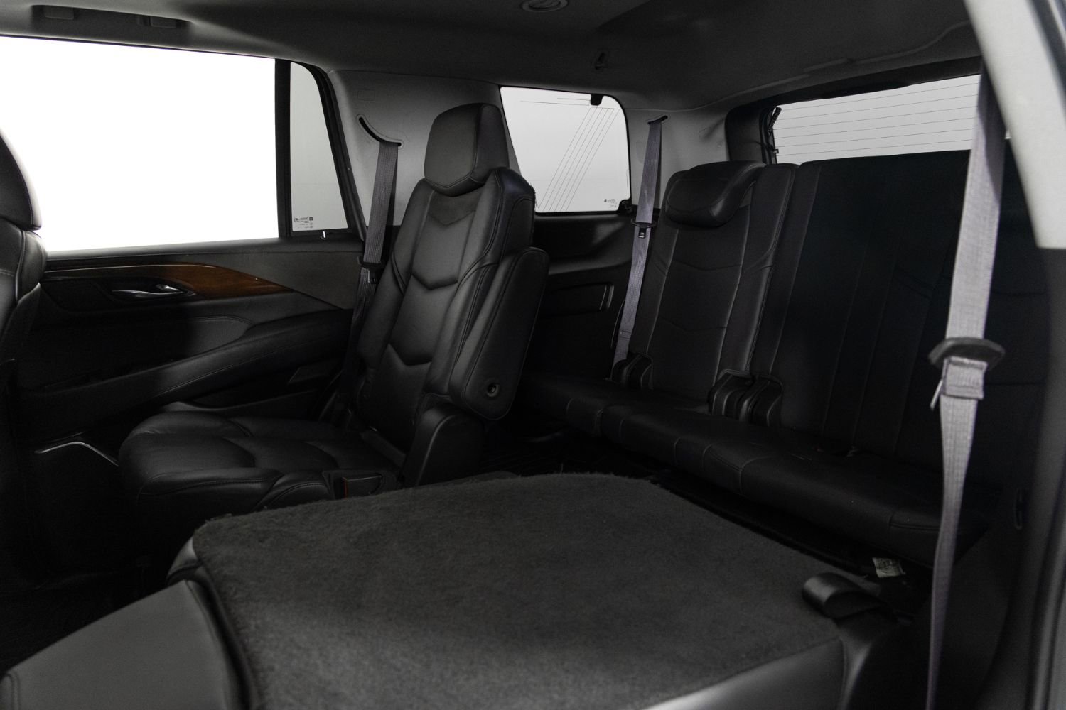 Used 2016 Cadillac Escalade Luxury image 21