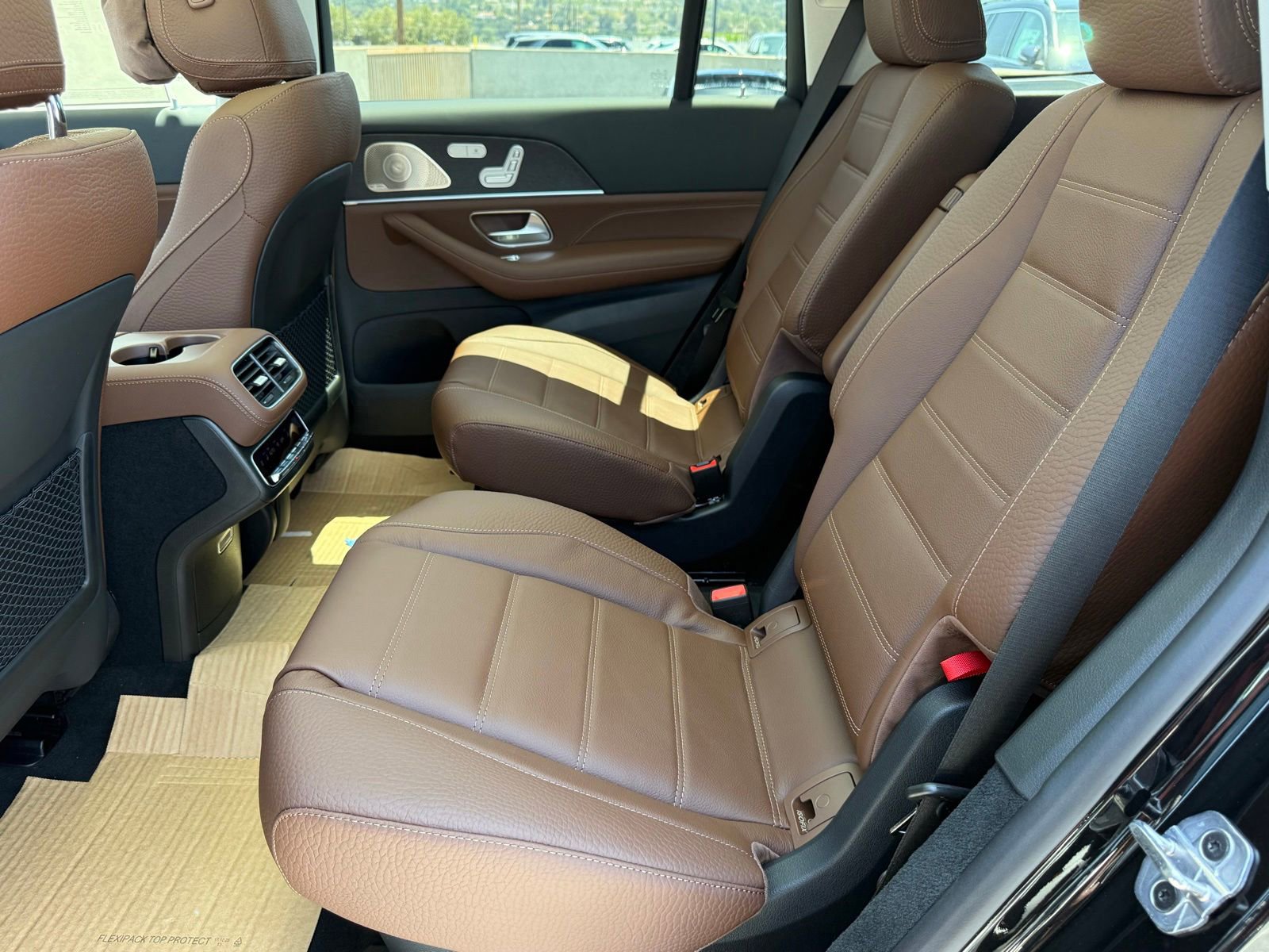 New 2026 Mercedes-Benz GLS 450 4MATIC image 30