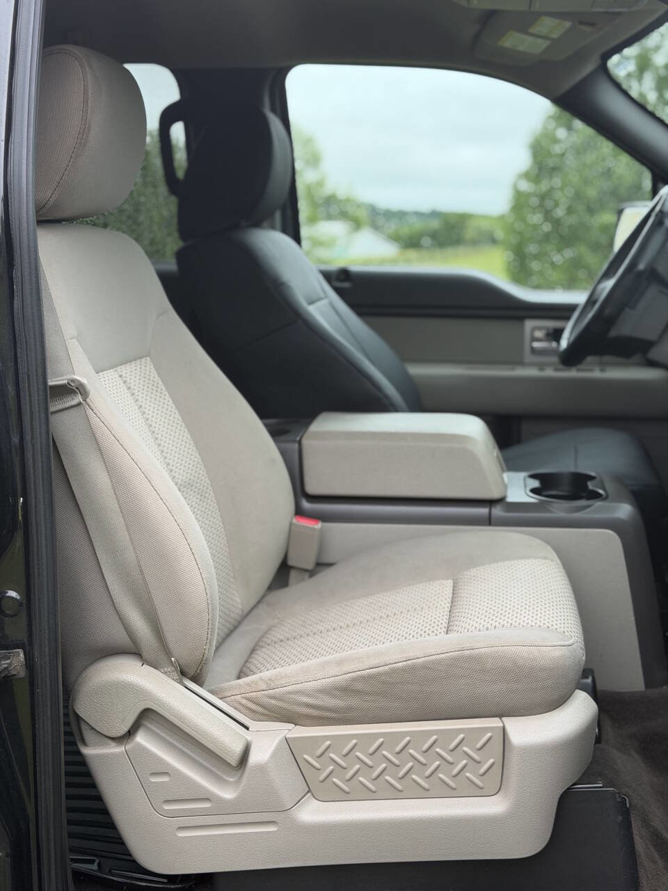 Used 2010 Ford F150 XLT RWD image 16
