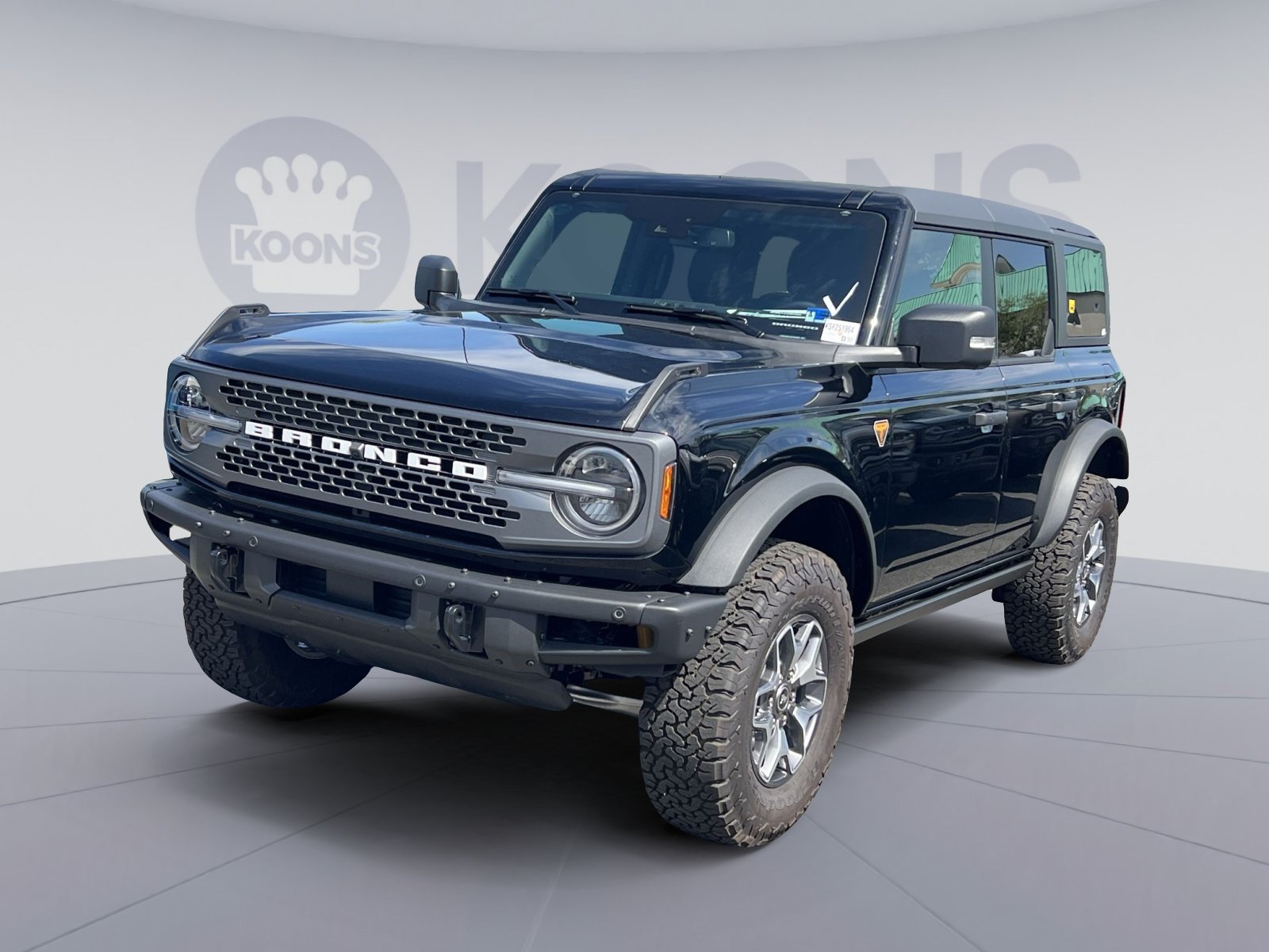 New 2025 Ford Bronco Badlands AWD/4WD image 1