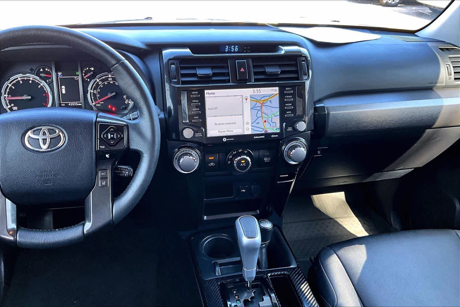 Certified 2022 Toyota 4Runner TRD Off-Road Premium AWD/4WD image 7