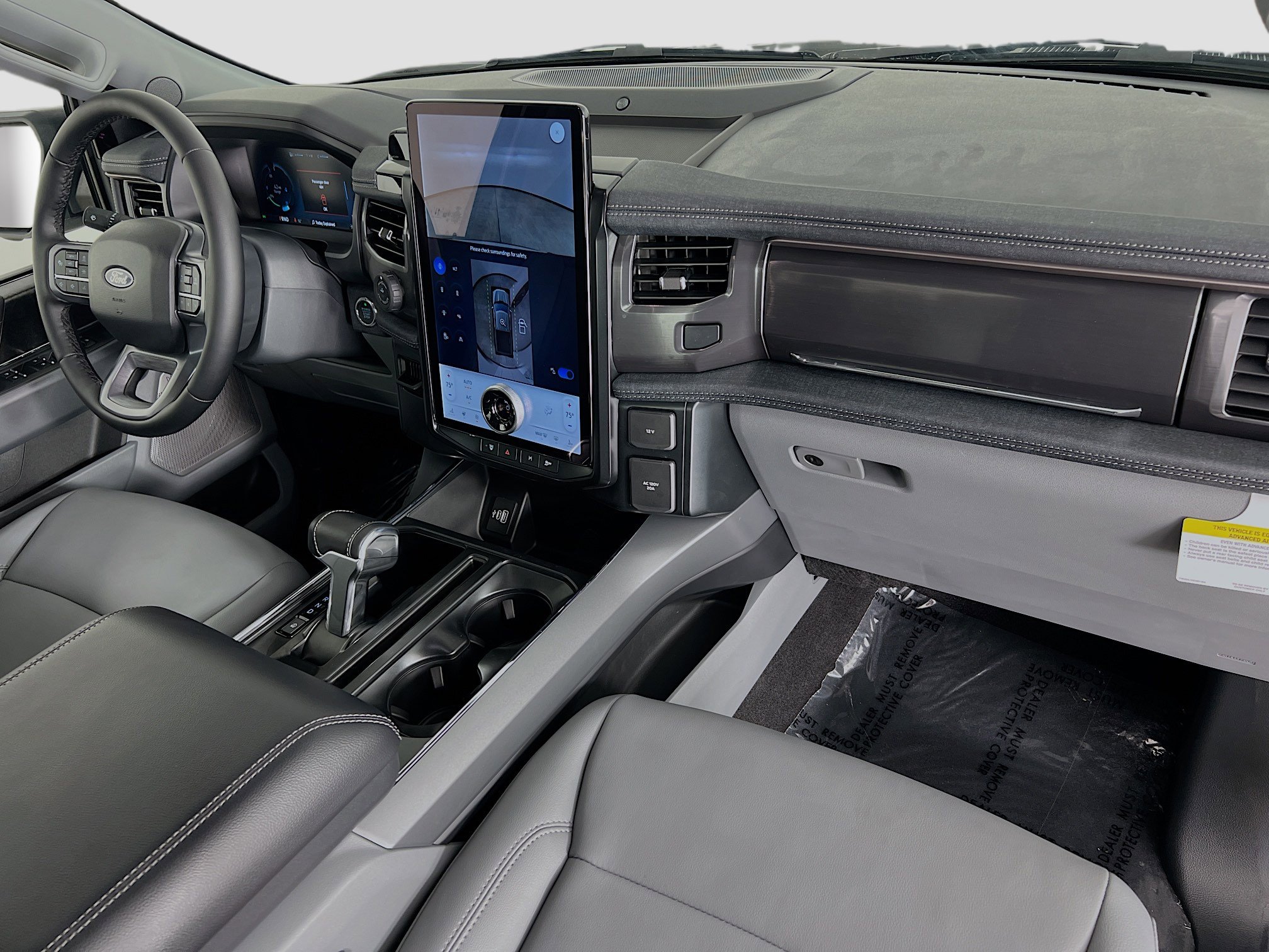 Used 2025 Ford F150 Lightning Flash image 30