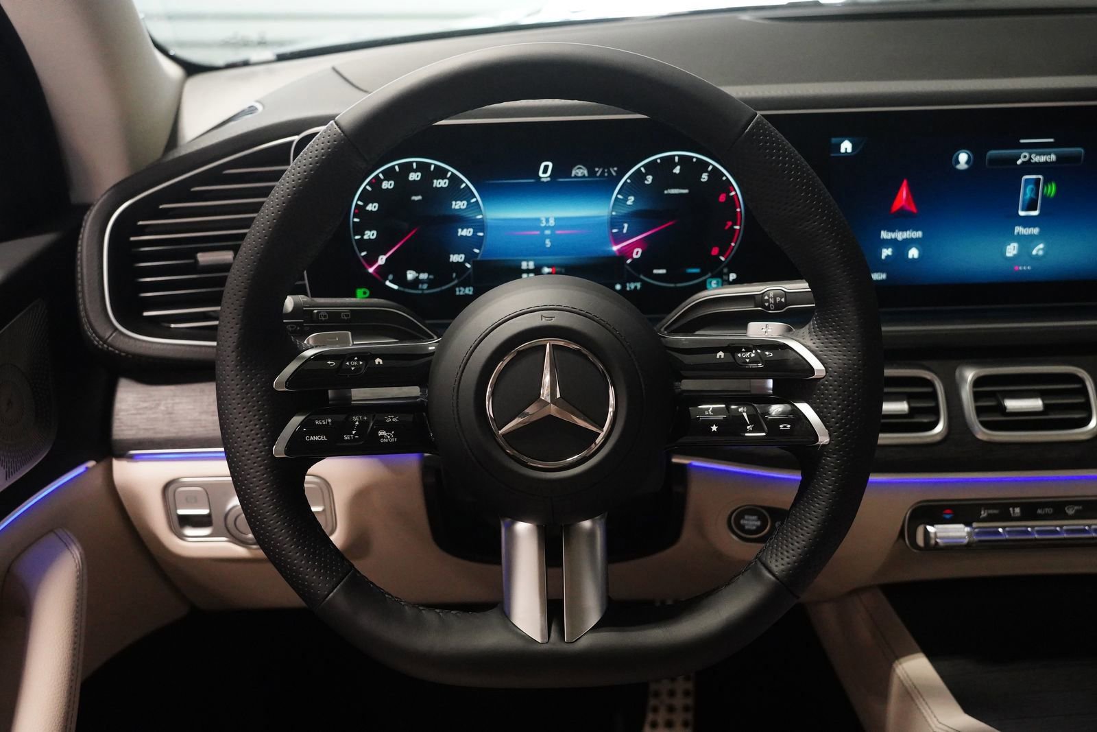 New 2026 Mercedes-Benz GLS 450 4MATIC image 19