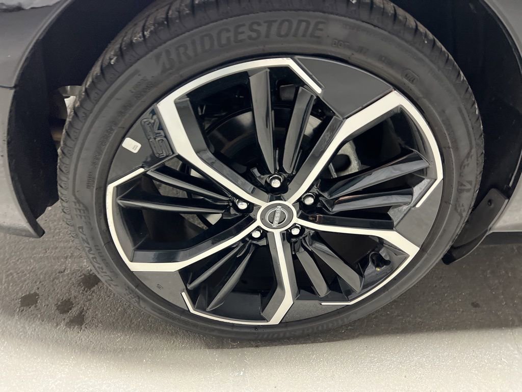 Used 2025 Nissan Altima 2.5 SR image 38